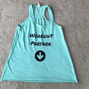 Workout partner maternity shirt
